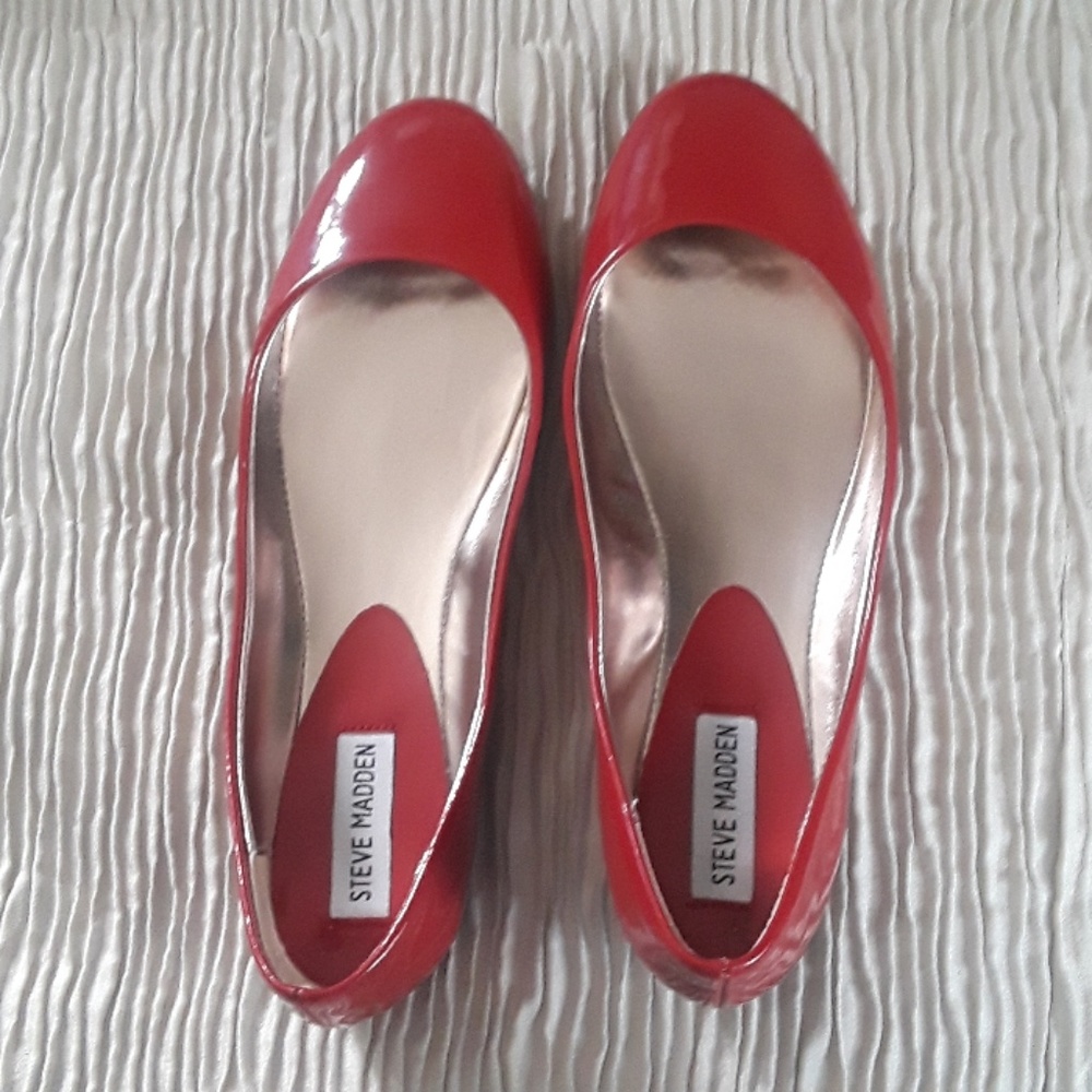 Red Steve Madden Ballerina Flat Patent Leather 9